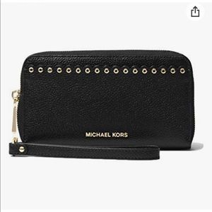 Michael Kors Large Scalloped Leather Wristlet Black